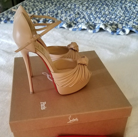 Christian Louboutin Heels size 6 - Picture 5 of 7